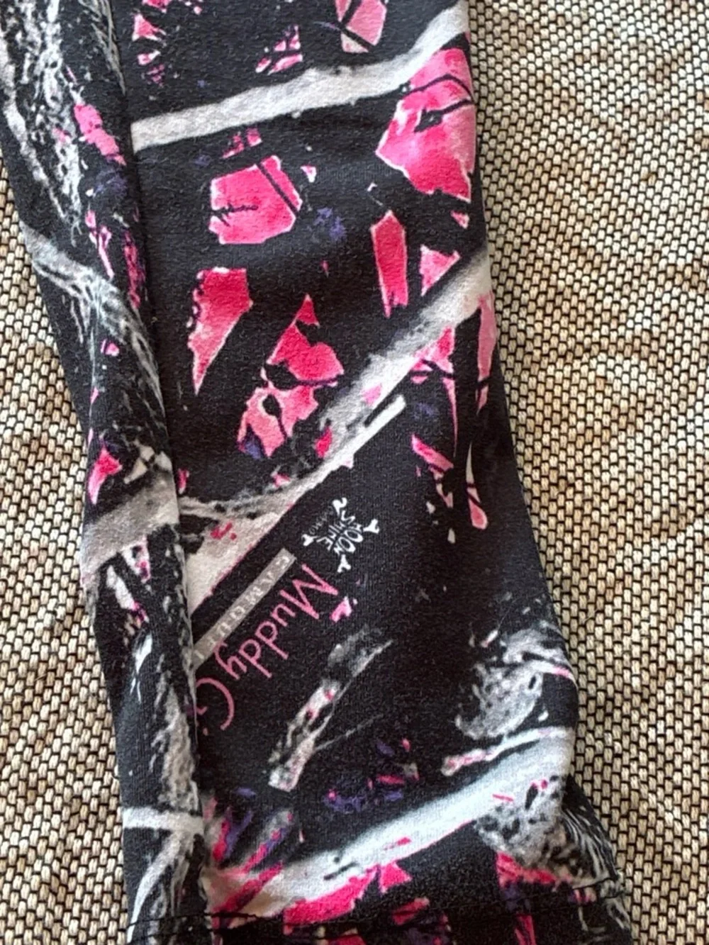 Youth Pink Camo Leggings for Girls